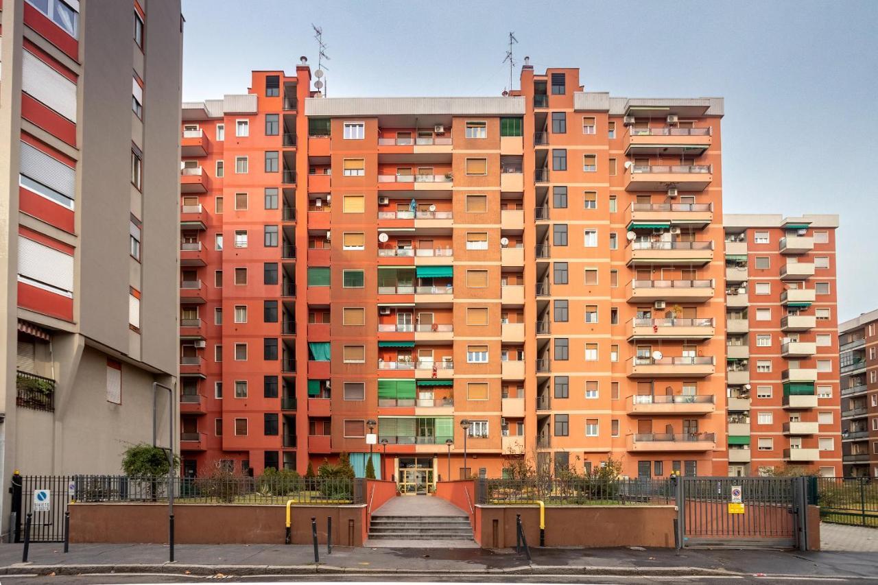 A Casa Di Ale Apartment Чинизело Балсамо Екстериор снимка